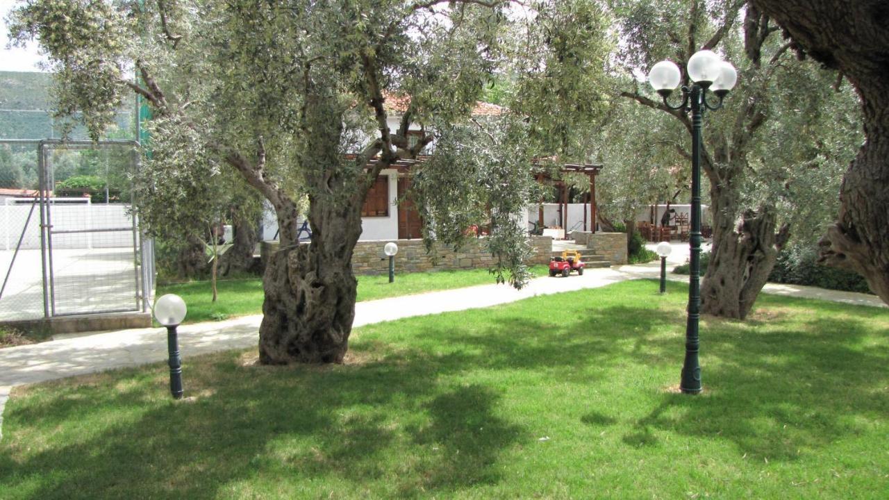 Razi Beach Lefokastro Exterior photo