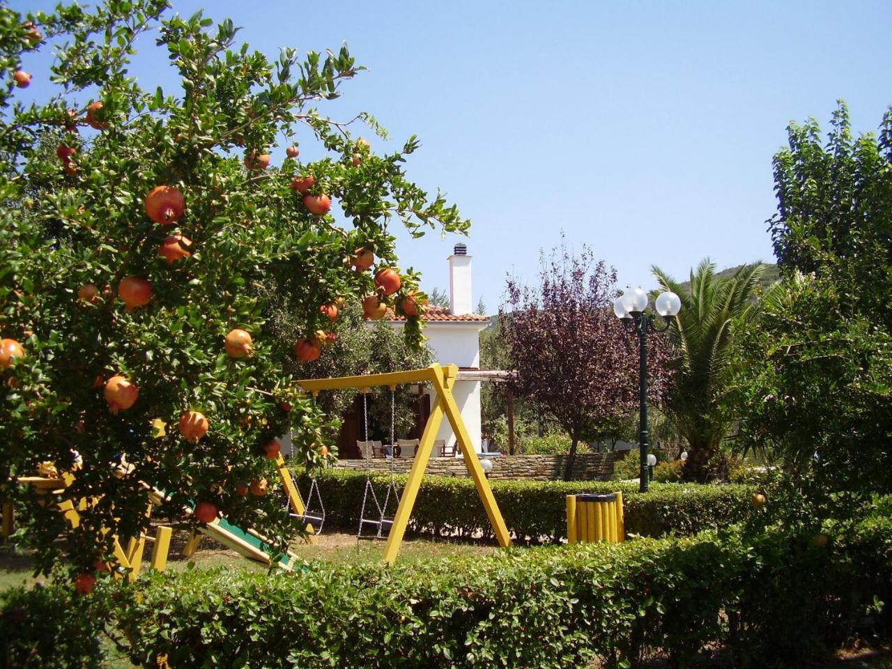 Razi Beach Lefokastro Exterior photo